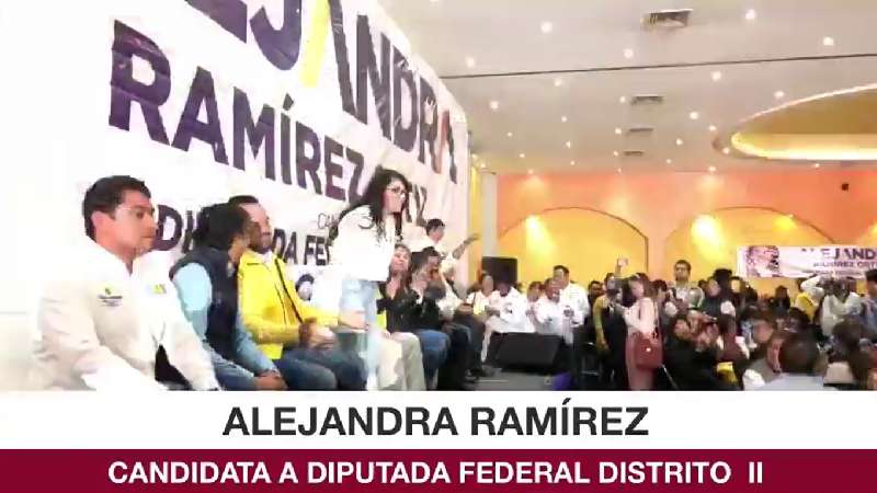 Se reúne Alejandra Ramírez con líderes del distrito II