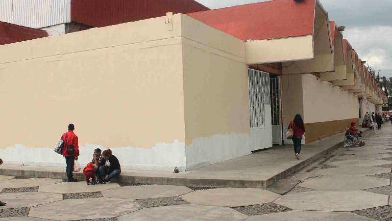 Rehabilitan fachada del mercado “Emilio Sánchez Piedras”