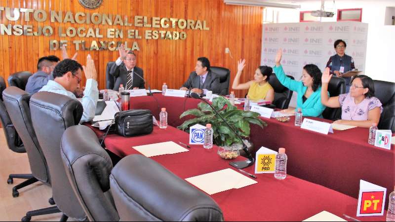 En sesión ordinaria, presenta INE Tlaxcala informes