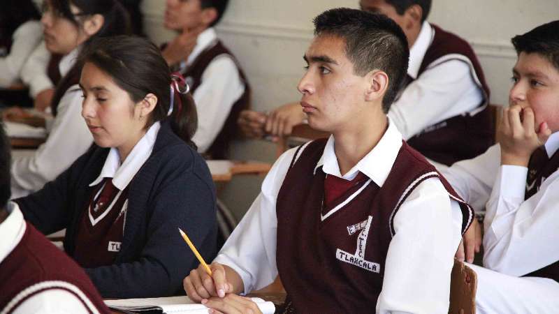 Tlaxcala avanza al cuarto lugar nacional en mejora educativa