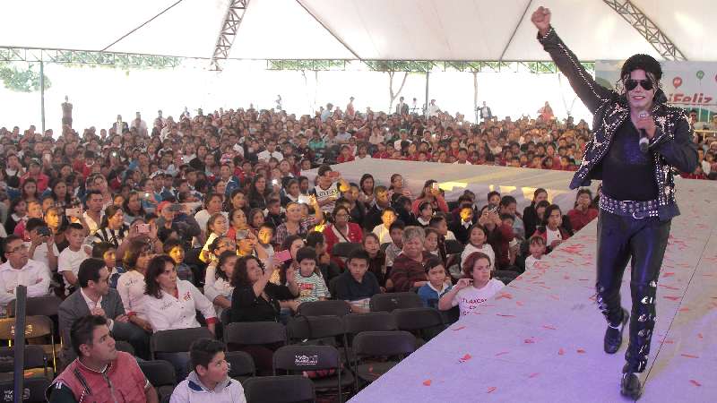 Celebran DIF y Sepe a infantes tlaxcaltecas con show musical