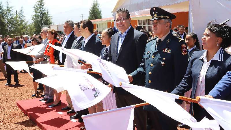 Tlaxcala, cuarto lugar nacional en mejora educativa: Marco Mena