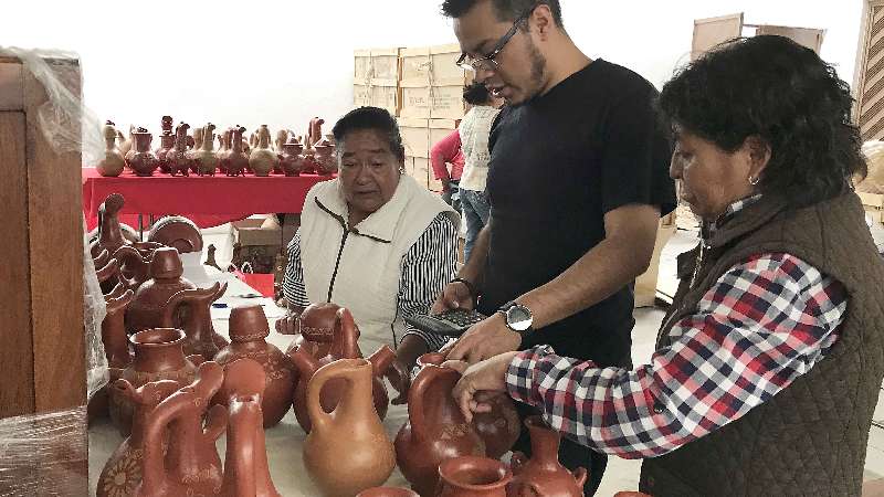 Realiza Fonart compra de 88 piezas a artesanos tlaxcaltecas