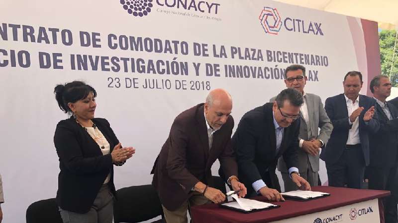 La Bicentenario ya es para Conacyt, firman comodato