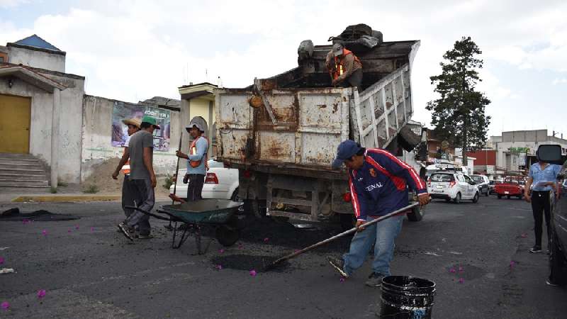 Inicia Gobierno de Zacatelco periodo de bacheo