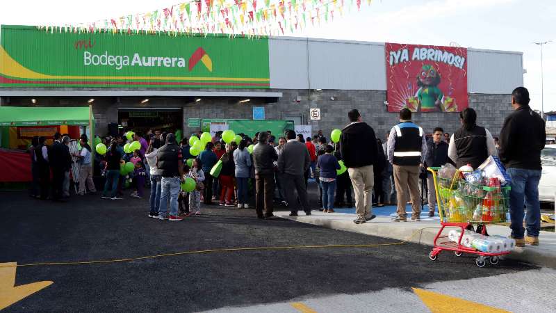 Inaugura Sedeco Bodega Aurrerá en Teolocholco