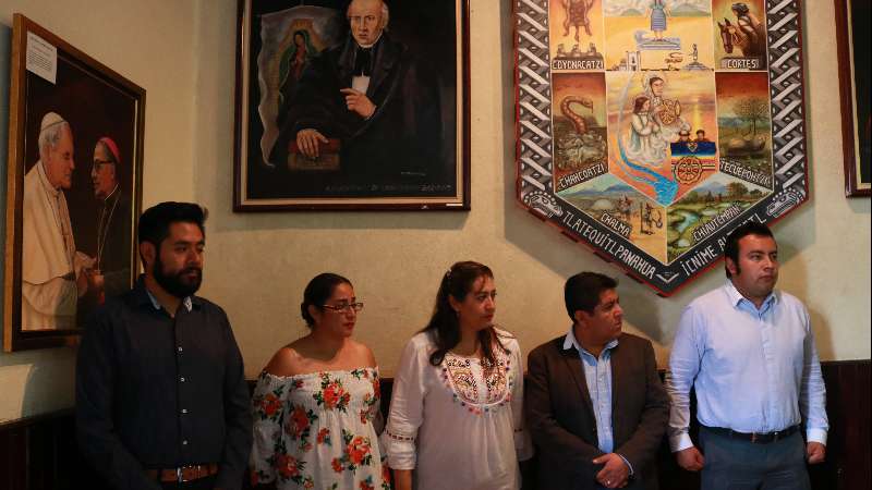 Presentan al comité de las fiestas patrias de Chiautempan