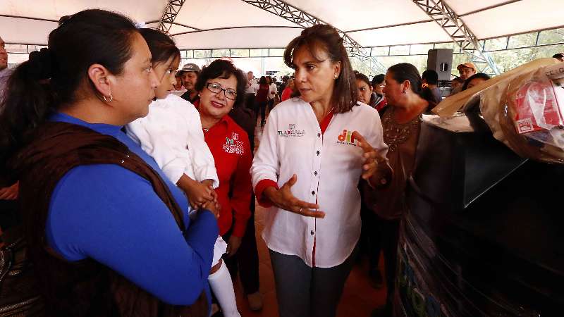 Entrega Sandra Chávez 180 equipos hidráulicos a tlaxcaltecas