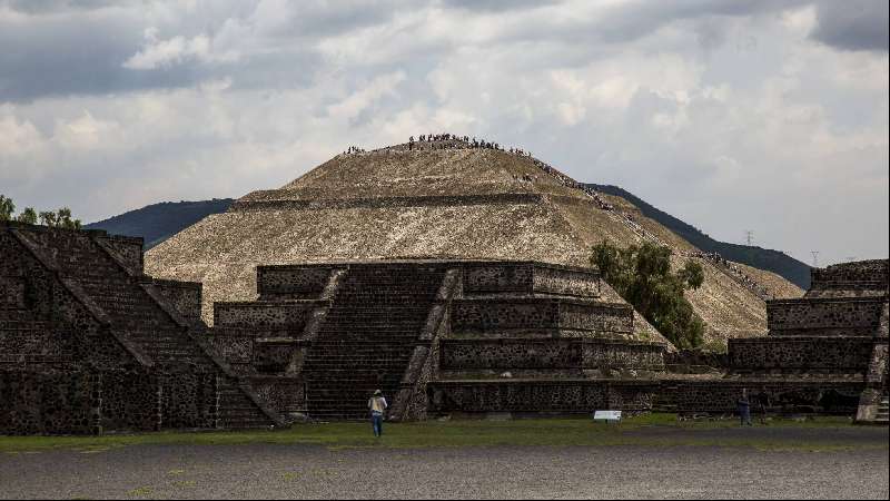 El nuevo aeropuerto se asoma a la ciudad de los dioses