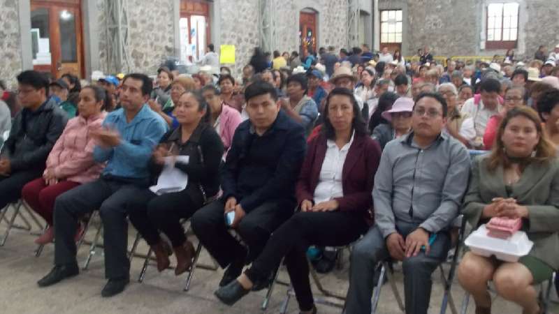 Festeja ayuntamiento de Ixtenco el Día del Abuelo