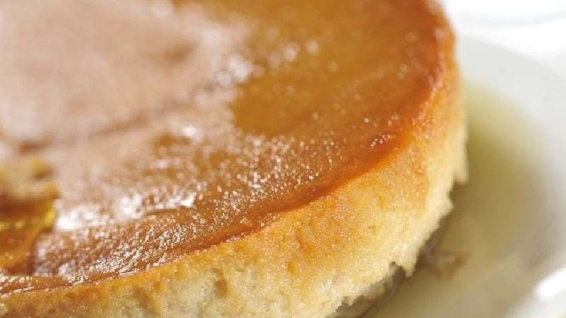 Flan de guayaba