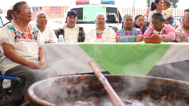 Gran éxito en el festival del mole de la feria de Chiautempan