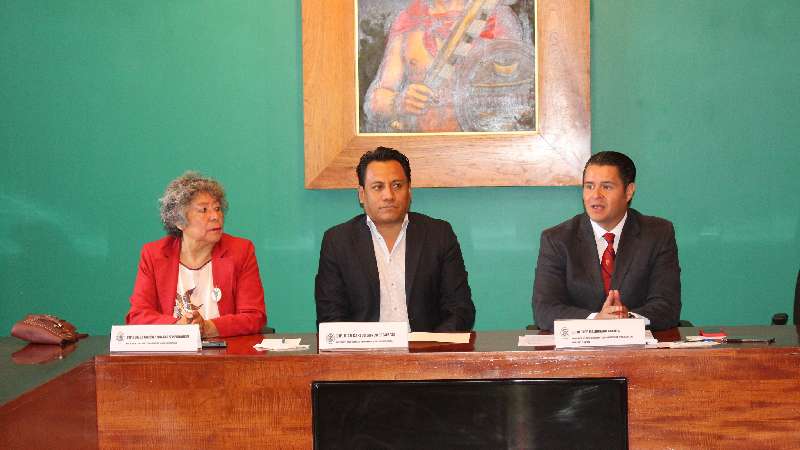 Recibe congreso informe de actividades