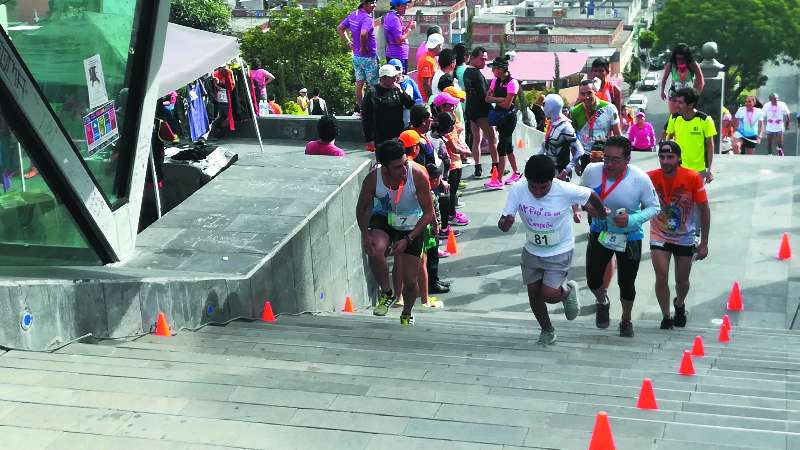 Este sábado, entregarán en la capital kits para carrera