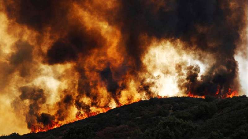 California sufre el mayor incendio de su historia