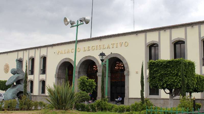 Invita el diputado J. Carmen Corona a conferencias