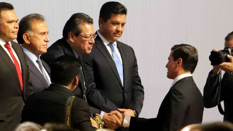 Asiste Marco Mena a sexto informe del presidente de México