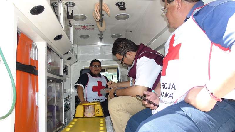 Realiza Crumt revisión de ambulancias del estado