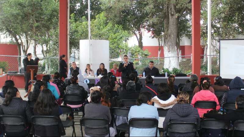 En Tocatlan foro público sobre la transversalidad de perspectiva