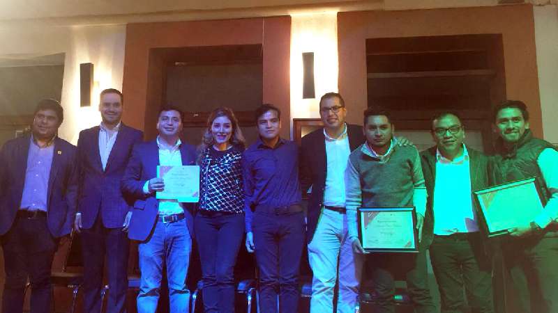 Entrega IMJ de Tlaxcala premio a “Emprendedores con Valor”