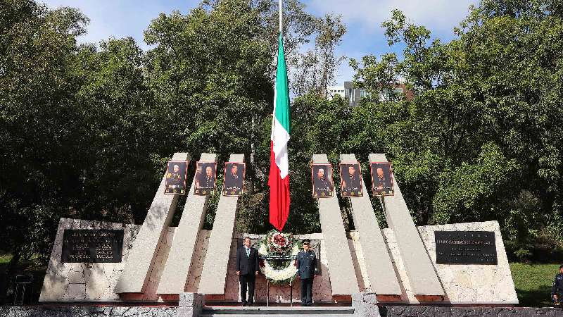 Encabeza Marco Mena ceremonia del CLXXI aniversario de la gesta