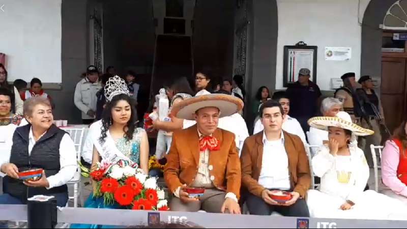 Desfile de Independencia en Zacatelco