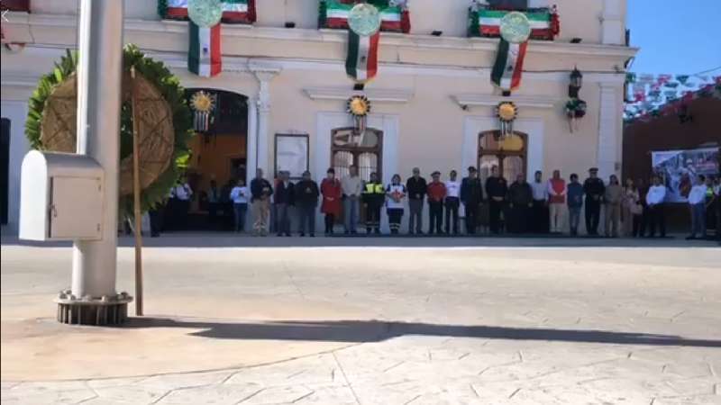 Conmemoran Día de Protección Civil en Huamantla