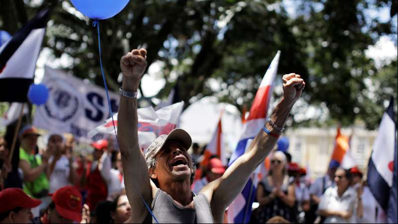 Costa Rica, atrapada en la mayor huelga en casi dos décadas