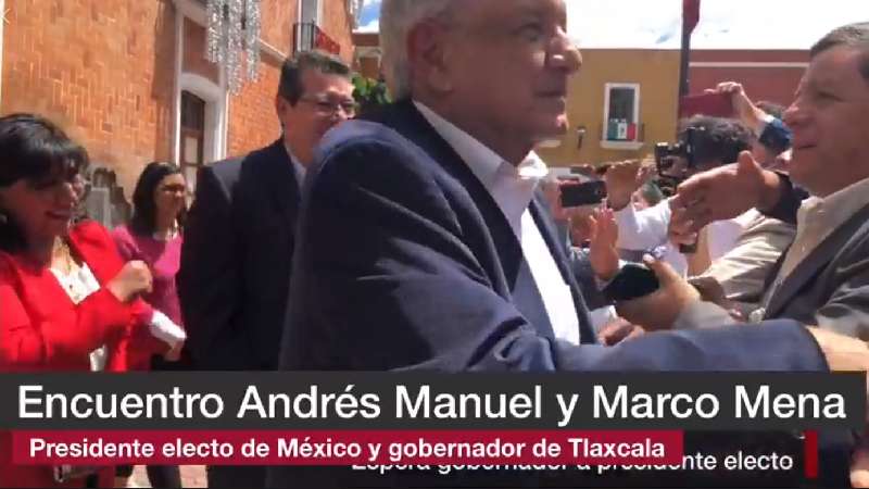 Recibe Marco Mena al presidente electo Andrés Manuel López 