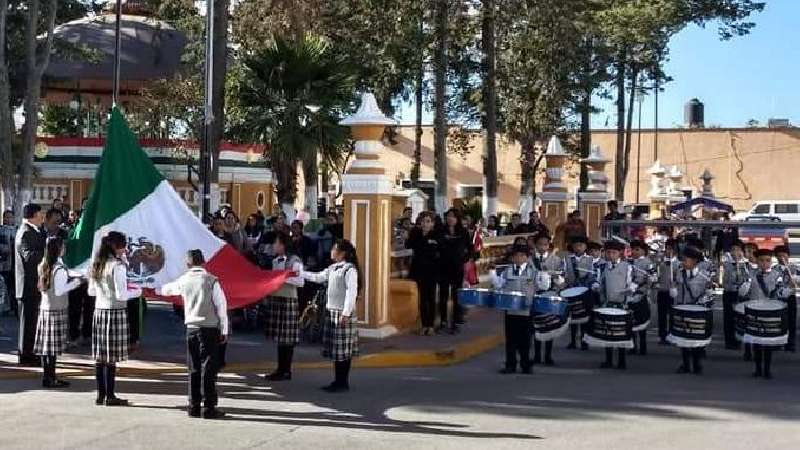 Conmemoran en Cuapiaxtla consumación de Independencia 