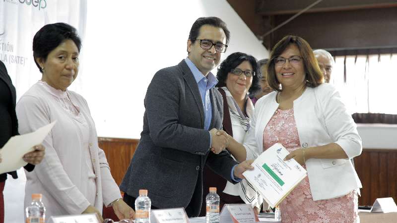 Concluyen docentes diplomado sobre habilidades de gestión 