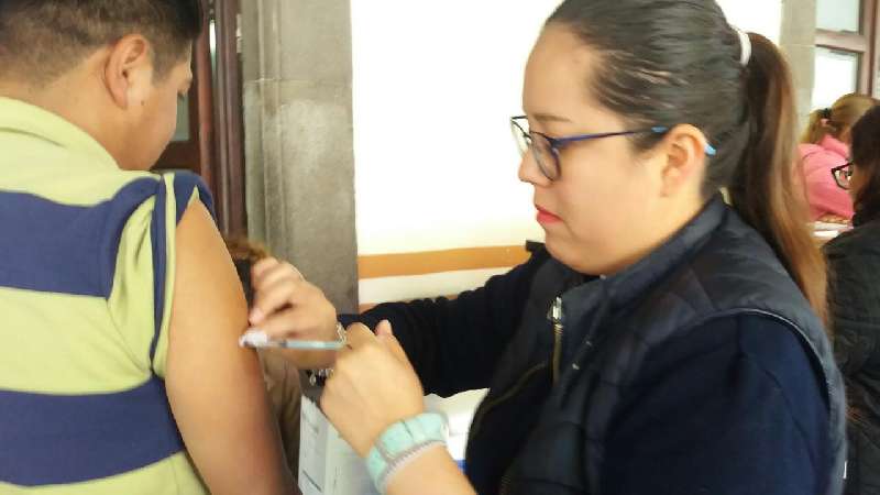 Inician con programa de vacunación contra la influenza 