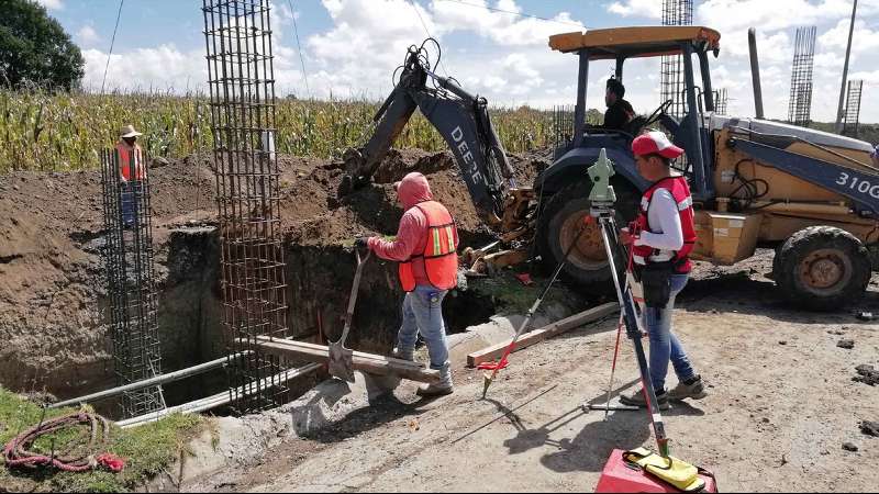 Inicia Secoduvi construcción de puente peatonal de la Uptrep