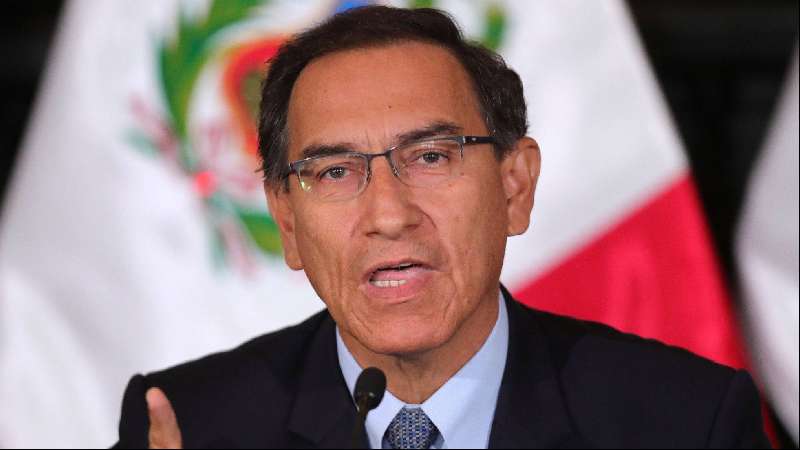 Vizcarra convoca un referéndum para ratificar sus reformas