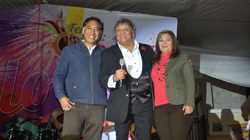 Jo Jo Jorge Falcon se presentó en feria Papalotla