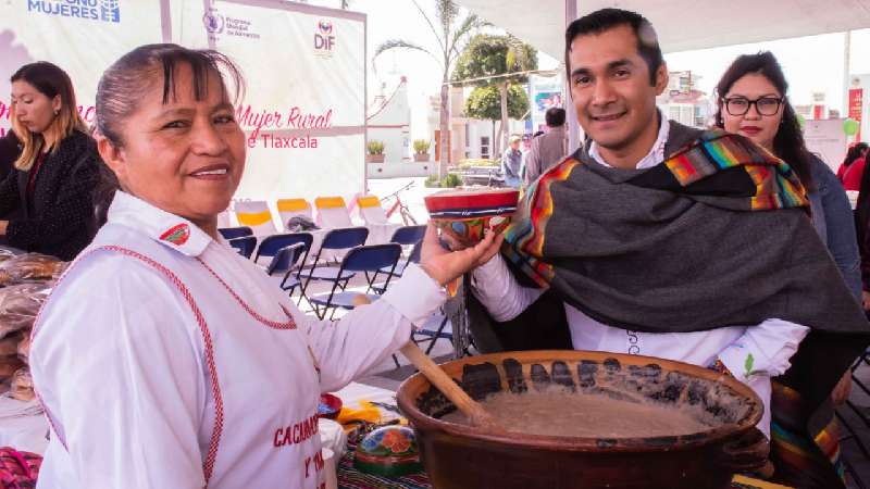 Prioritario el apoyo a la mujer rural en Zacatelco