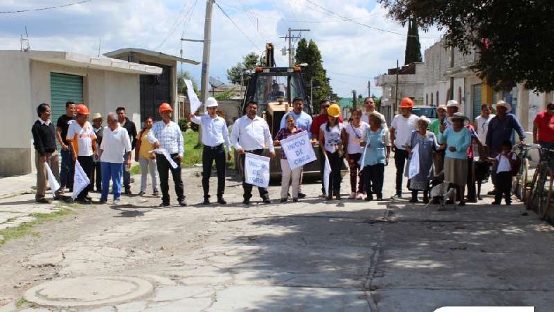 Arranca obra pública en San Mateo Ayecac y Guadalupe Victoria
