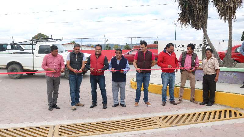 Chiautempan hace entregas de obras en Ixcotla