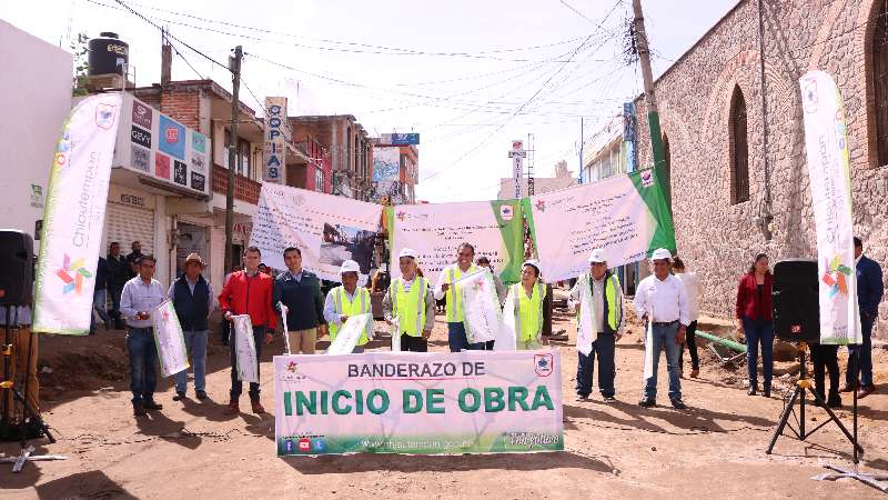 Pavimentación de concreto para las calles de Chiautempan