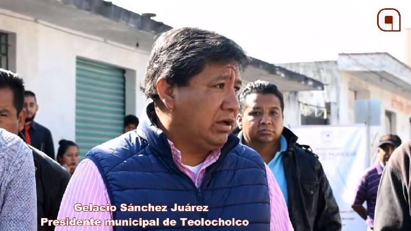 Rehabilitan calle de Teolocholco
