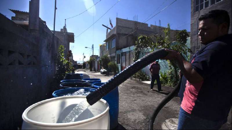 La lenta agonía de una ciudad que se muere de sed