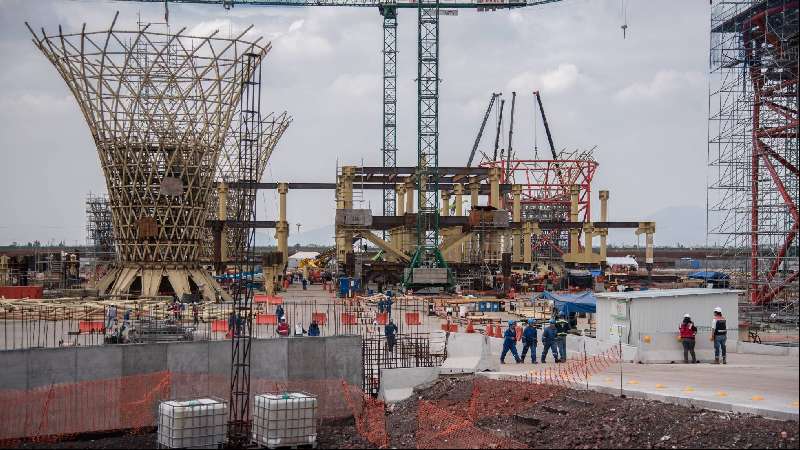 Cancelación del aeropuerto compromete el presupuesto de Obrador