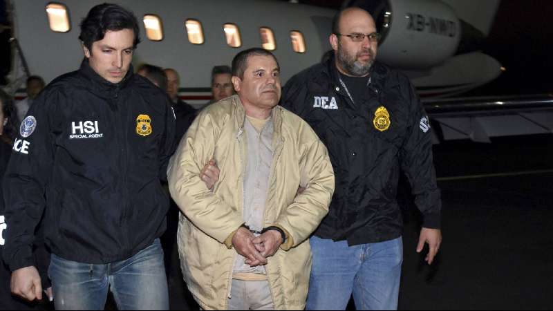 Siete mujeres y cinco hombres juzgarán a Joaquín El Chapo