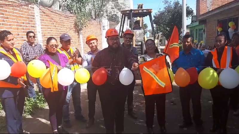 Inicio de obra en de adoquinamiento Xicohtzinco 