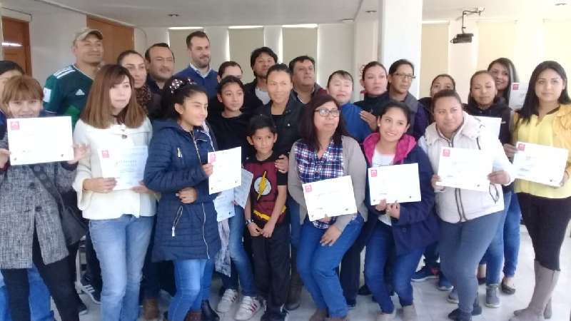 Imparte comuna capitalina curso de computación básico