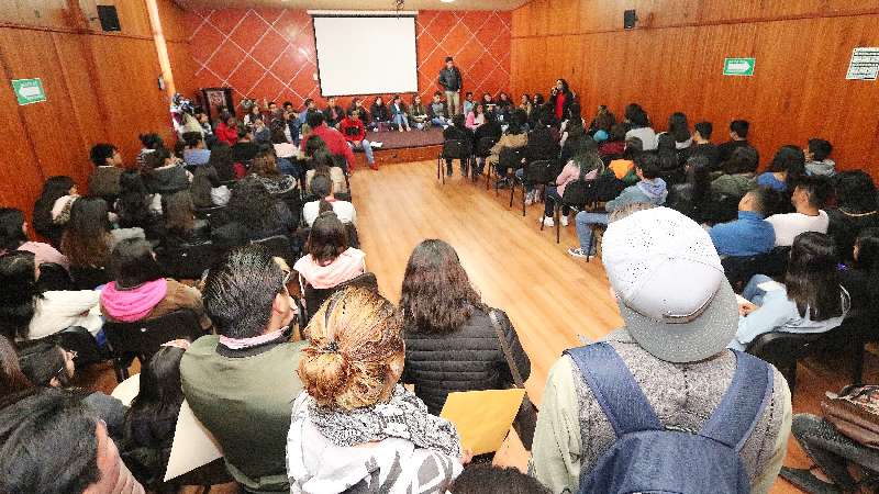 Llevó acabo la UATx vivencia vocacional para aspirantes