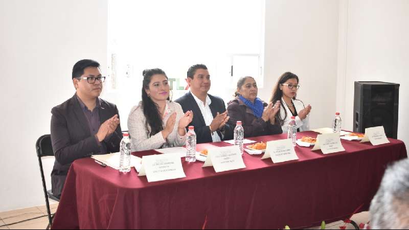 Oscar Murias firma convenio con ITJ para fortalecer a la Juventud