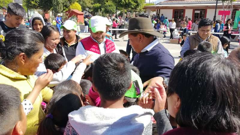 Festejan Día de Reyes en Teolocholco 