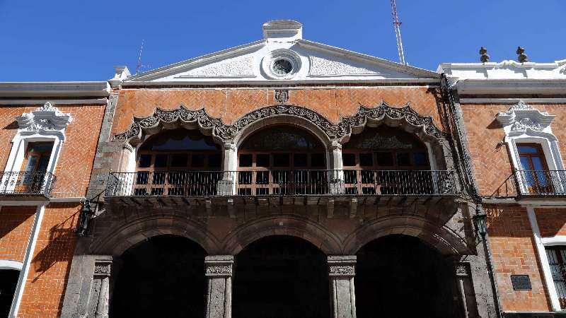 Dialoga ejecutivo con congreso local por observaciones