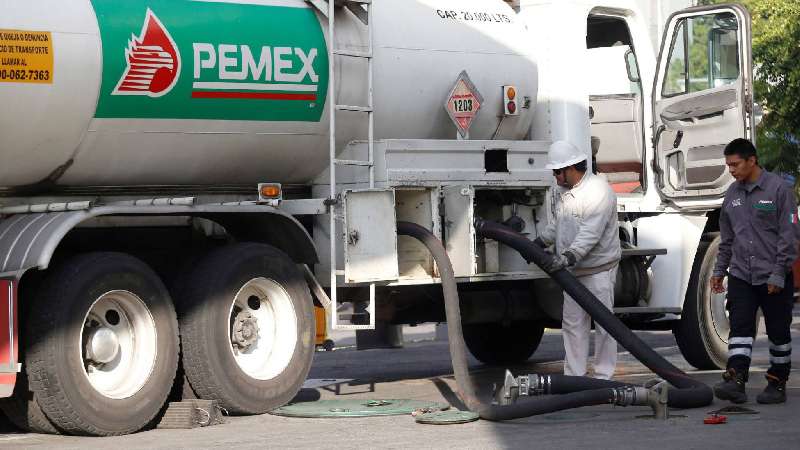 México ha detenido a 400 en lucha contra el robo de combustible
